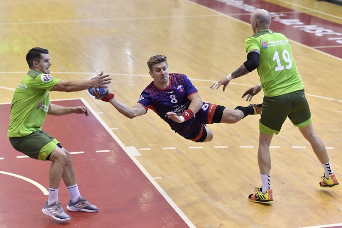 CSM Vaslui a obținut o victorie importantă în fața CSM Bacău, scor 29-27