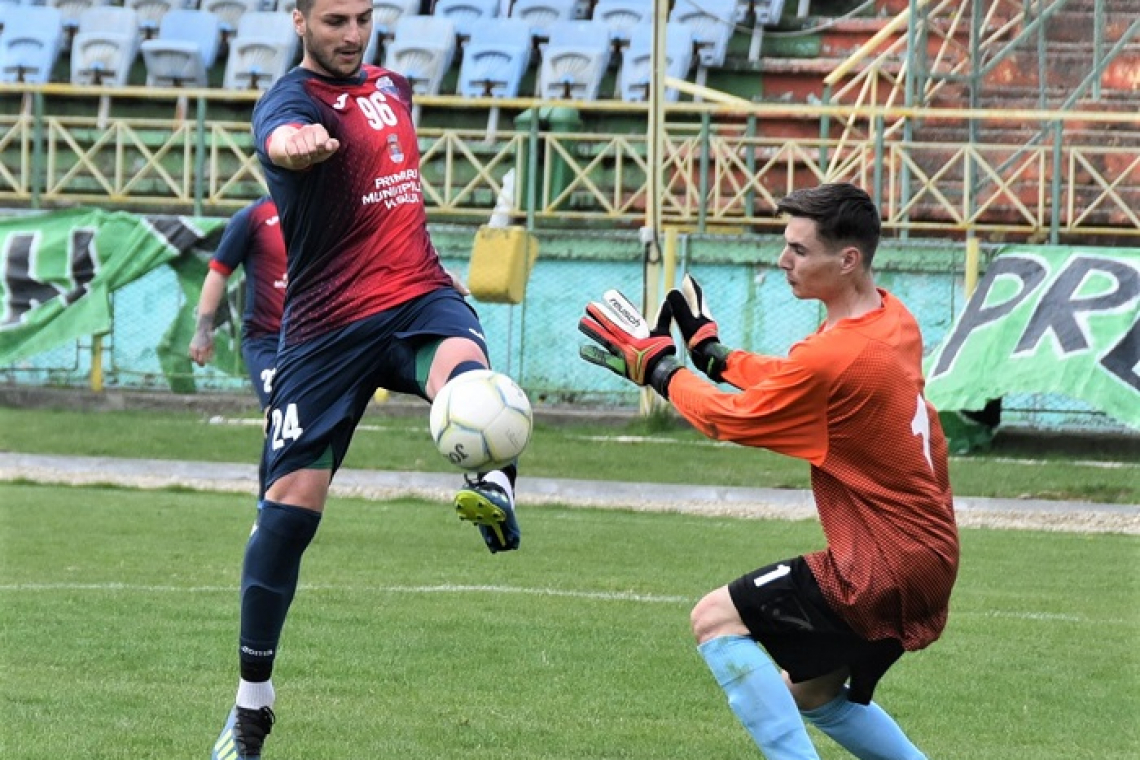 A început Liga 4 Vaslui: Cine nu are bătrâni, să-i cumpere!