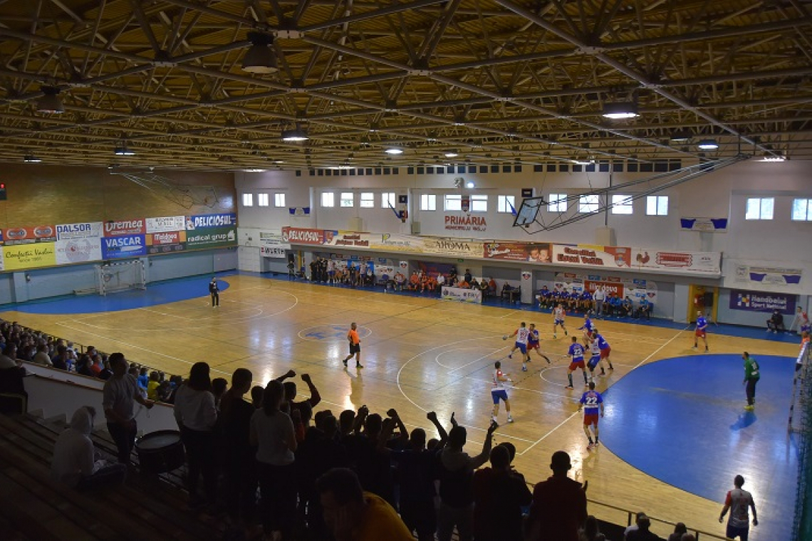 Iancu/ ”La Vaslui simți că joci cu adevărat handbal!”