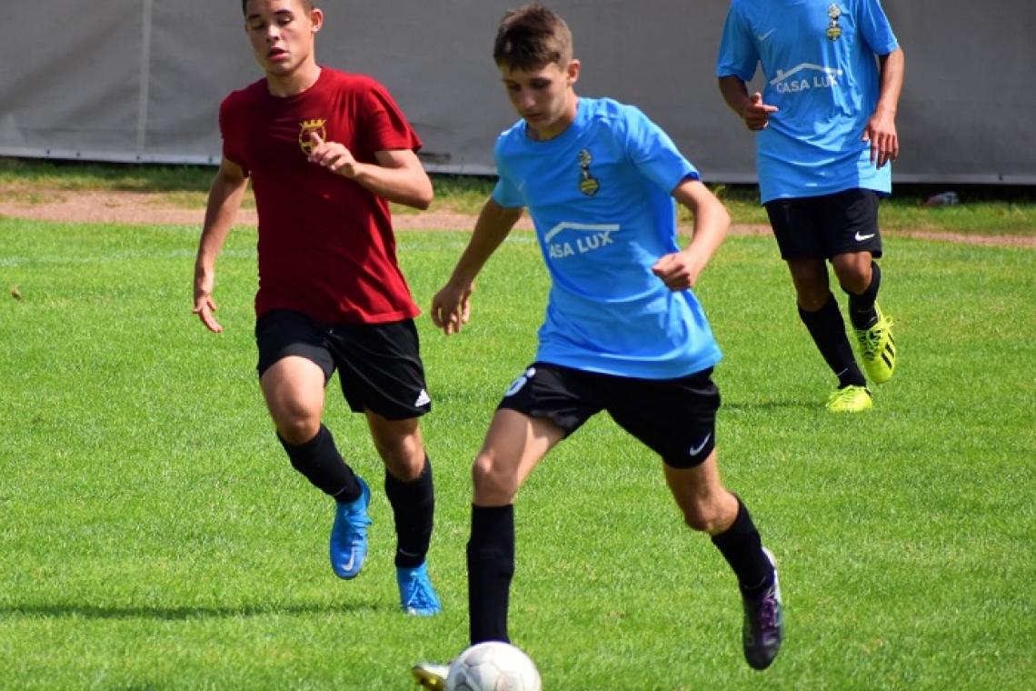 Școala de Fotbal Pajura Huși, calificată cu ambele echipe în play-off
