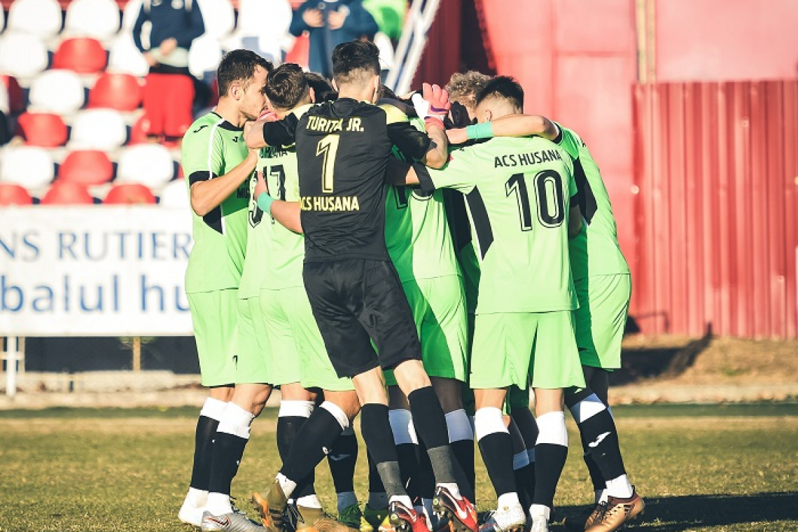 Hușana iernează pe loc de play-off!