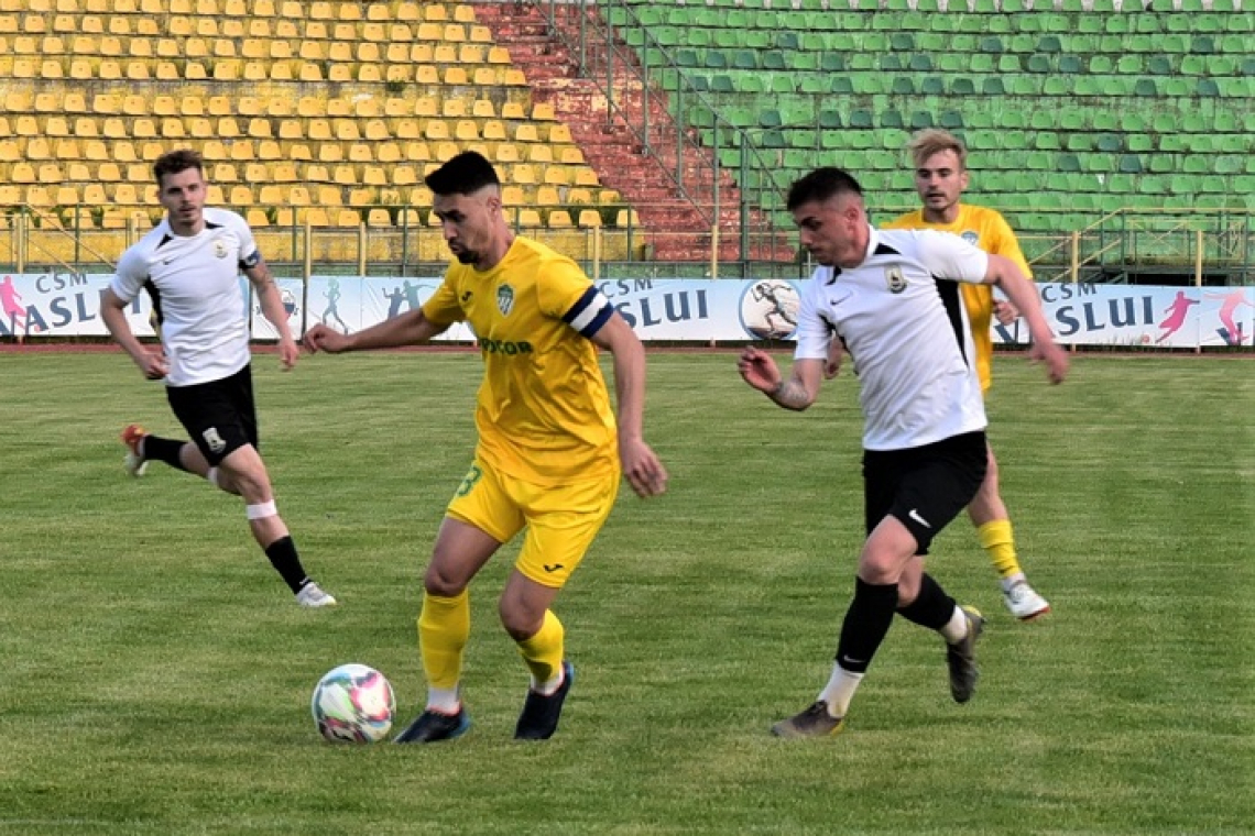 Sporting JR Vaslui suferă de complexul Ceahlăul