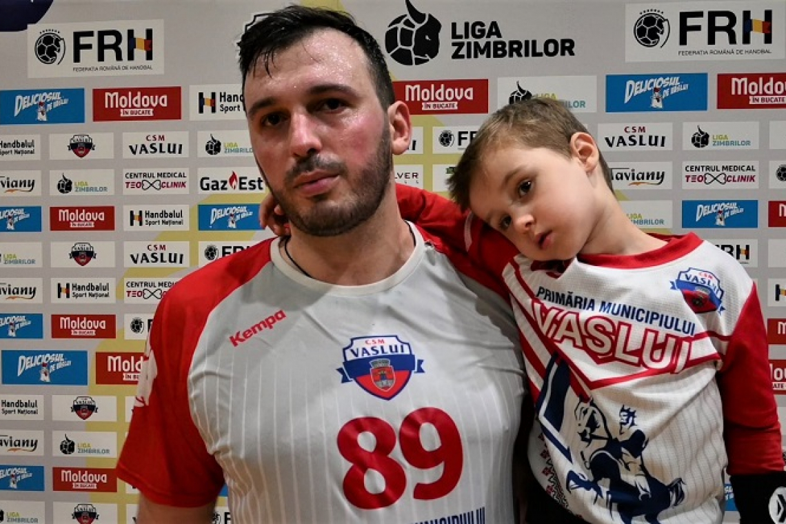 Video / „Eroul meciul este echipa”, este de părere Florin Acatrinei