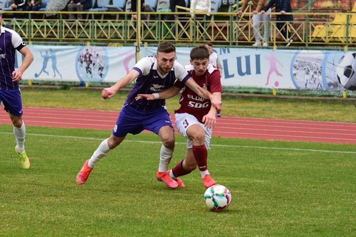 Egal în fieful unei echipe de play-off