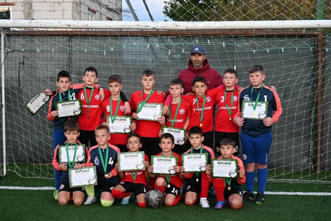 Grupa 2013 de la LPS Vaslui participă la Cupa Play de la Bacău 