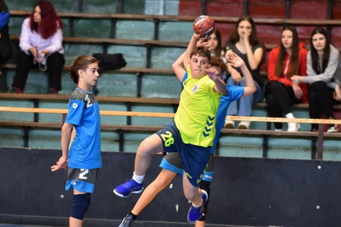 Juniorii 3 de la LPS Vaslui, cu șanse la turneul final!