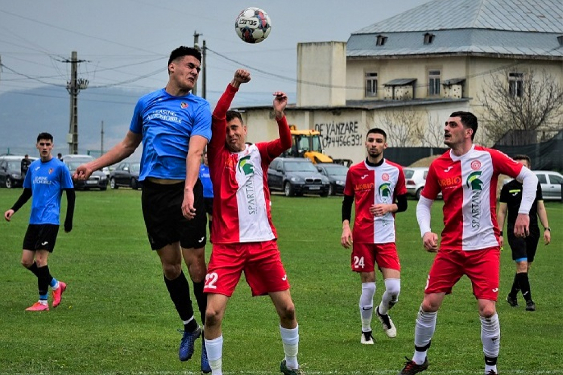 Patru echipe se luptă pentru trofeul județean Cupa României