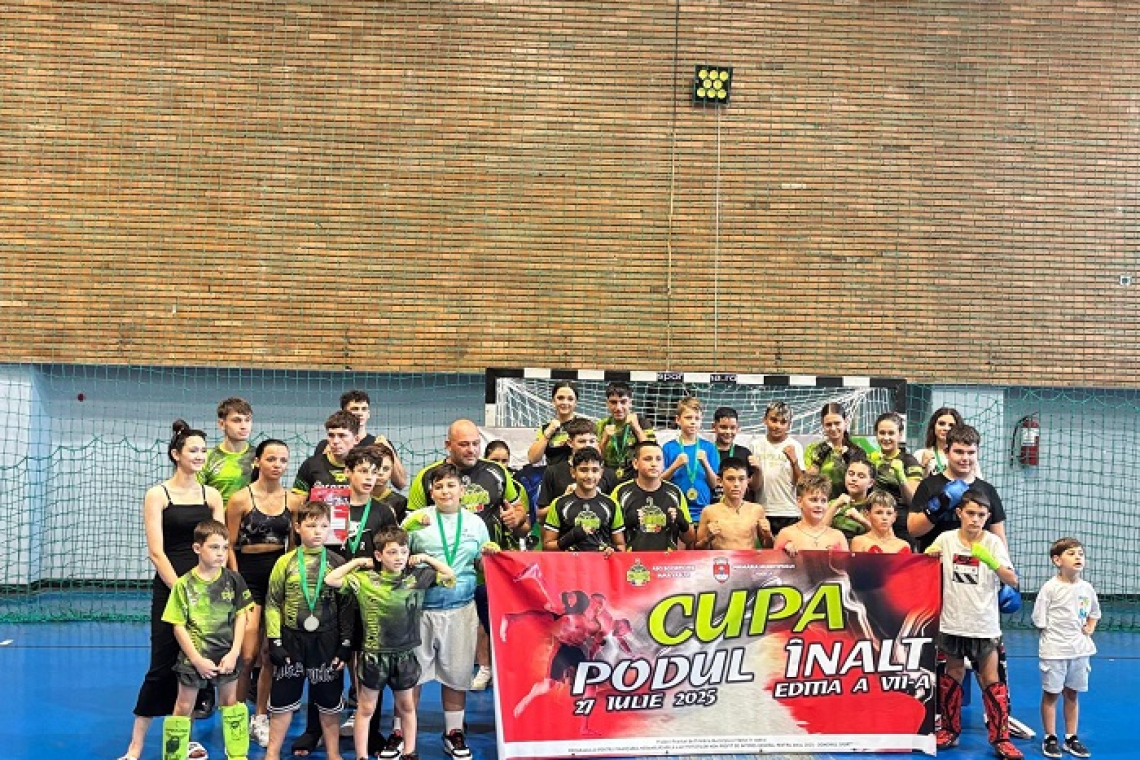 Sportivi din România și Moldova în ring la Cupa „Podul Înalt”