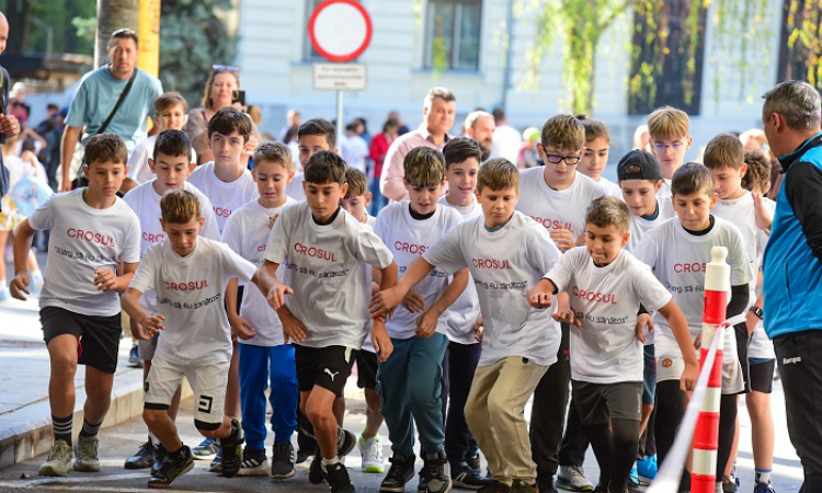 Peste 200 de copii au făcut o bună propagandă sportului de masă!