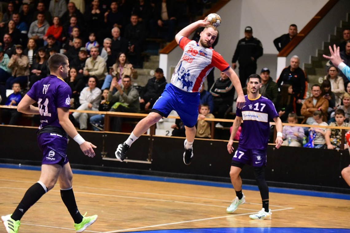 CSM Vaslui – SCM Politehnica Timișoara 28-27: Inimă, dăruință și o horă a bucuriei la final!