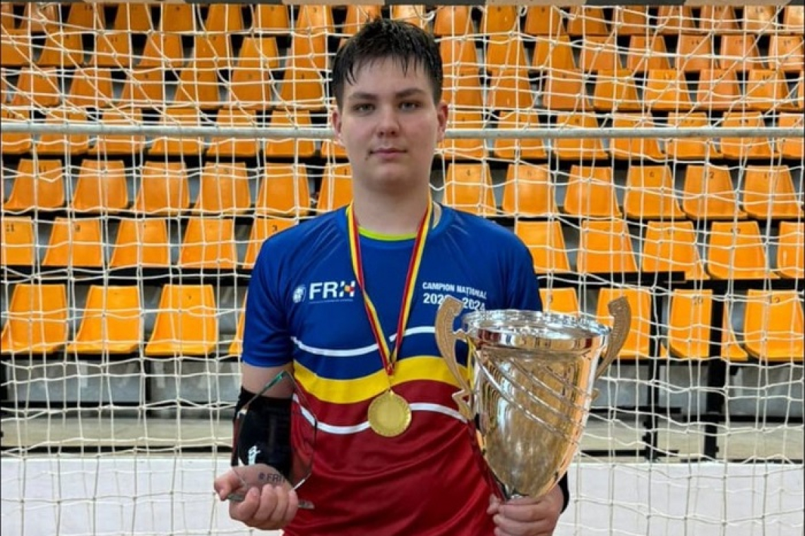 Tânărul handbalist Daniel Cârlan, convocat în premieră la Lotul Național de Cadeți