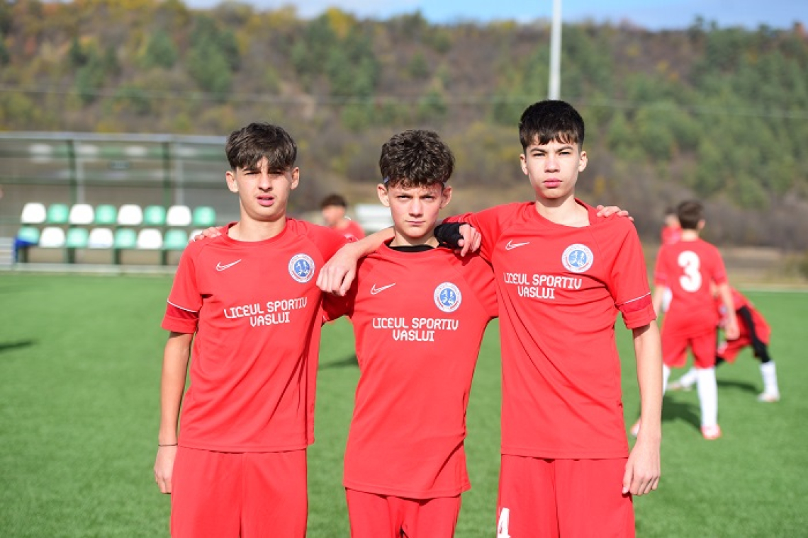 Trei tineri fotbaliști de la LPS Vaslui, convocați la selecția pentru naționala României U15