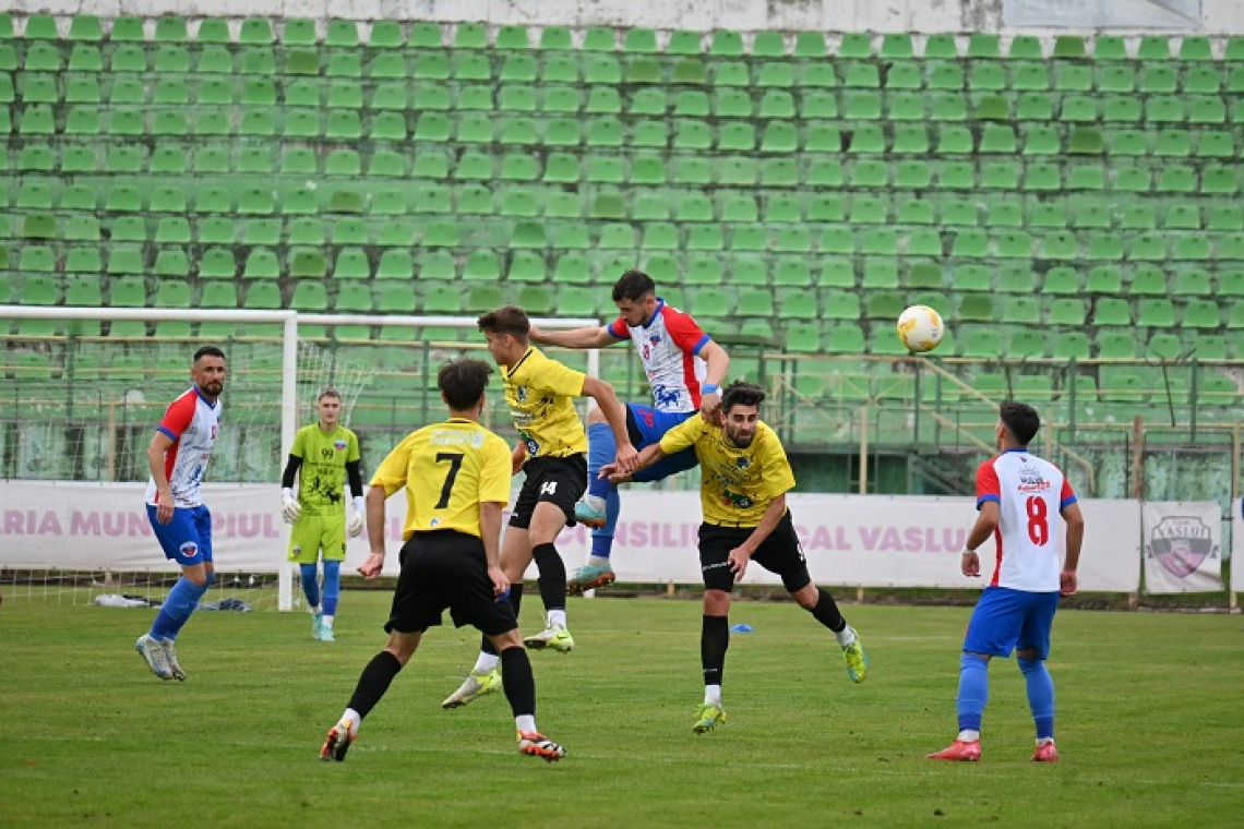 CSM Vaslui încheie turul Ligii 3 pe teren propriu, cu Știința Miroslava