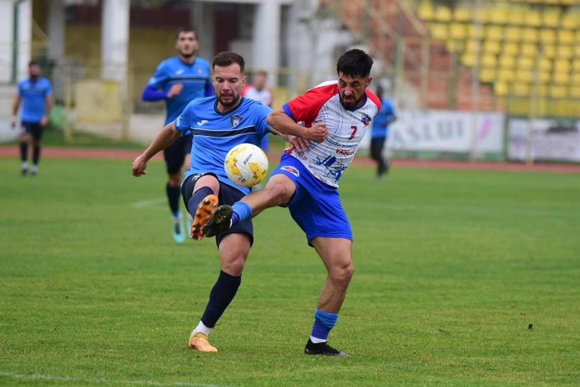 CSM Vaslui, tot mai aproape de zona retrogradării! A treia înfrângere consecutivă pentru echipa lui Sorin Sava