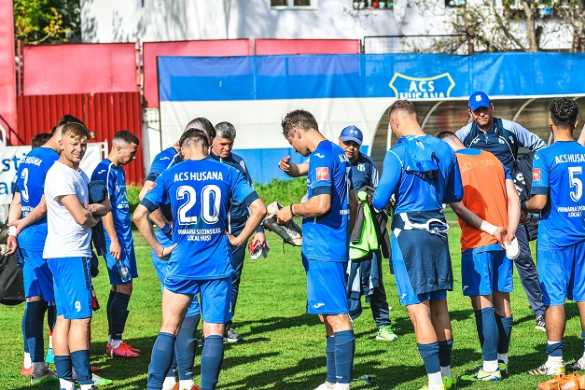 Hușana Huși intră în vacanță cu un amical de lux: Întâlnește o fostă campioană!