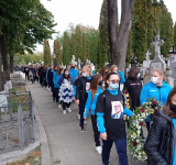 Râuri de lacrimi la înmormântarea profesorului Sorin Onofrei