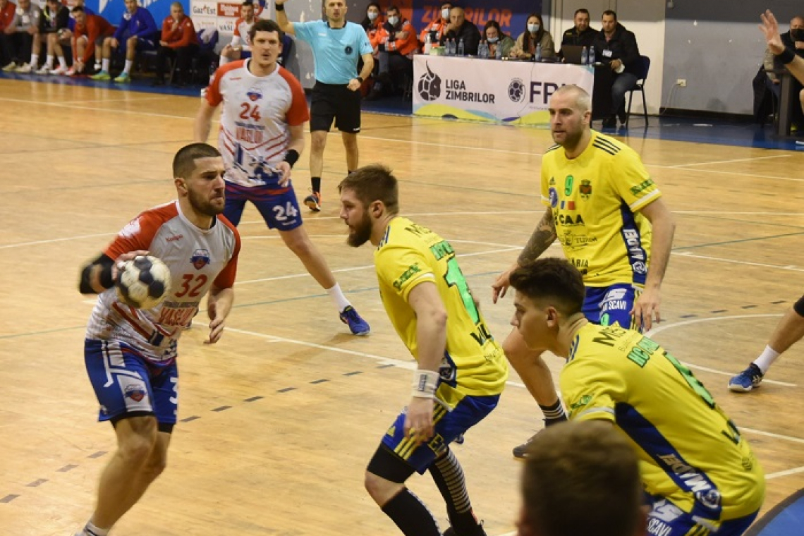 Spectacol stricat de arbitrii băimăreni Alin Gherman și Adrian Moldovan