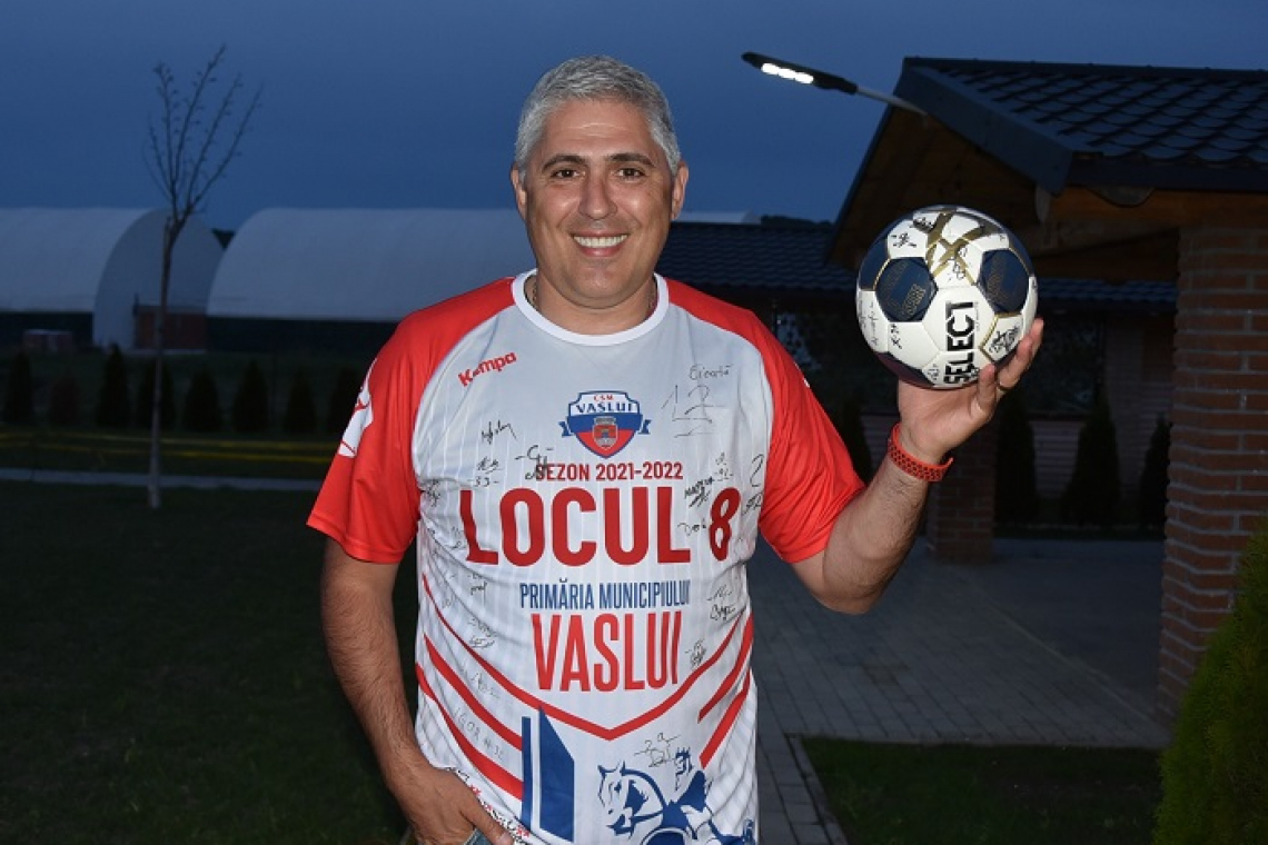 CSM Vaslui a rămas fără antrenor principal! Gabriel Armanu a ales HC Buzău!