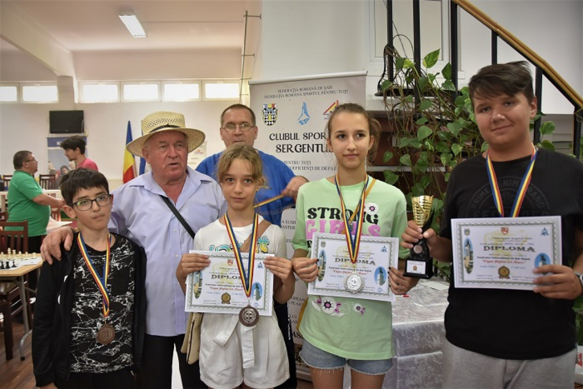 Trofeul „Ștefan cel Mare” la șah a ajuns la Chișinău