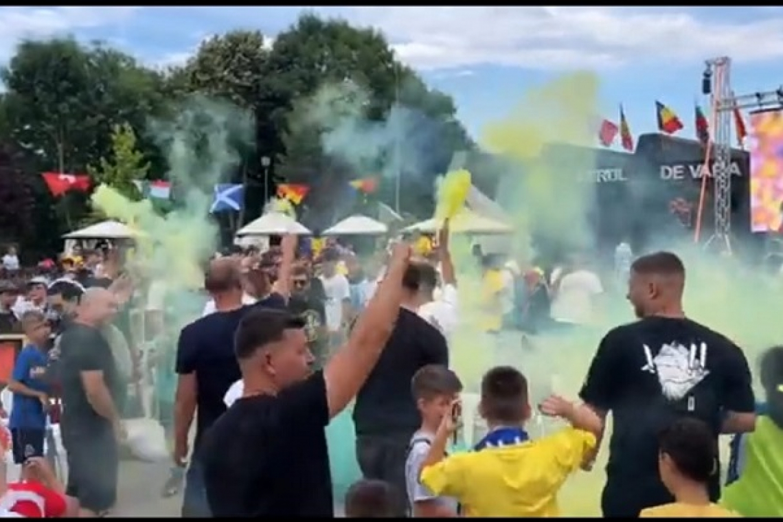Cum au sărbătorit vasluienii victoria României la Euro 2024. Imagini fabuloase: bucurie și scandarea numelui lui Nicușor Stanciu, care a intrat în fotbalul mare la Vaslui!