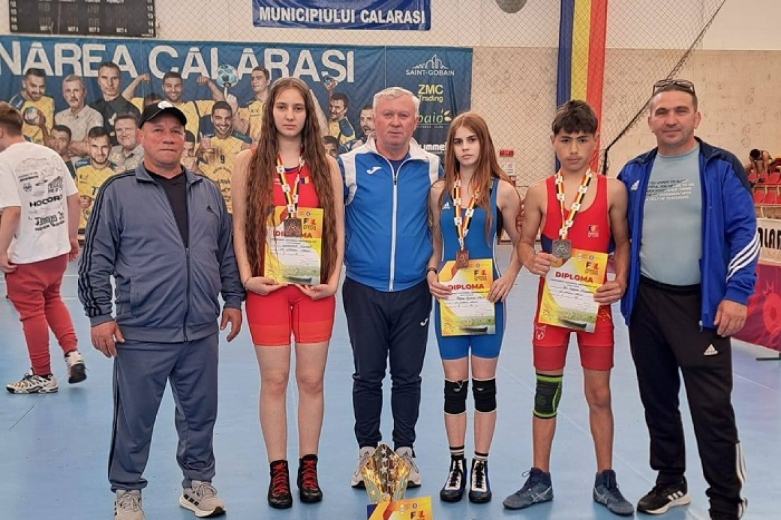 CS Viitorul Vaslui, vicecampioană națională la lupte libere, feminin, junioare