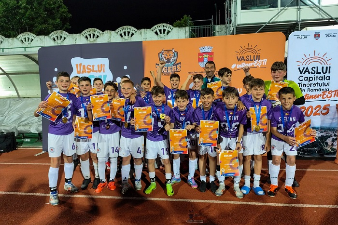Trofeul „Vaslui Activ Fest Football Cup” a fost câștigat de LPS Vaslui la categoriile 2013 și 2014