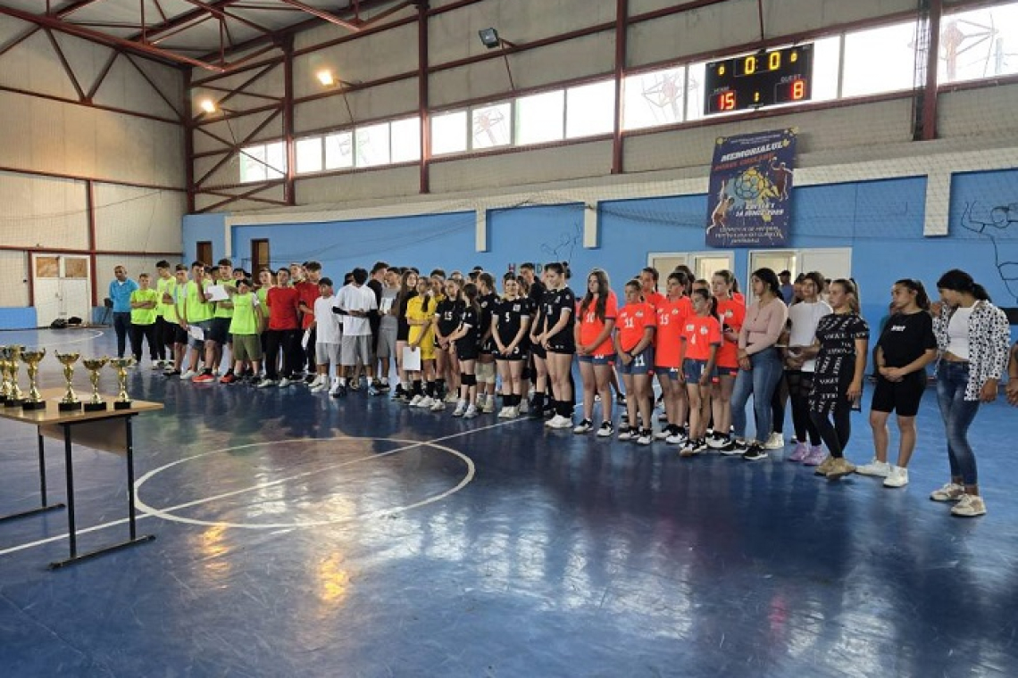 Turneu de handbal în memoria fostului profesor Dorel Chelaru