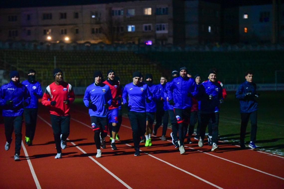 CSM Vaslui a reluat pregătirile de iarnă, având programate mai multe meciuri amicale și un cantonament la munte