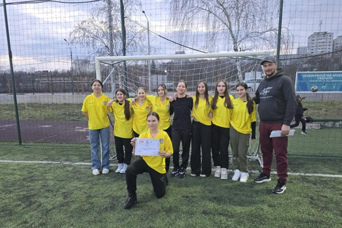 Campioane cu ambiție! Elevele de la „Vasile Alecsandri” domină fotbalul județean și câștigă Cupa ING U14