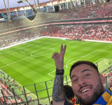 Gemenii fotbalului hușean, în tribune la Istanbul: au susținut tricolorii și visează acum la promovarea cu Hușana