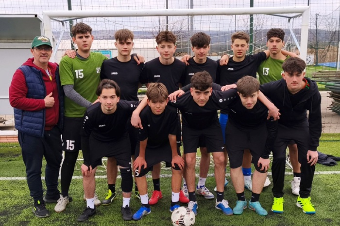 Campionii U16 de la Liceul „Emil Racoviță” Vaslui merg la faza zonală a Cupei ING