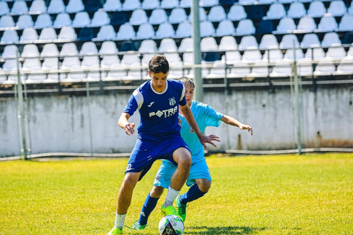 De la debut la glorie! ACS Hușana Huși, campioană națională U15 după un sezon fără înfrângere