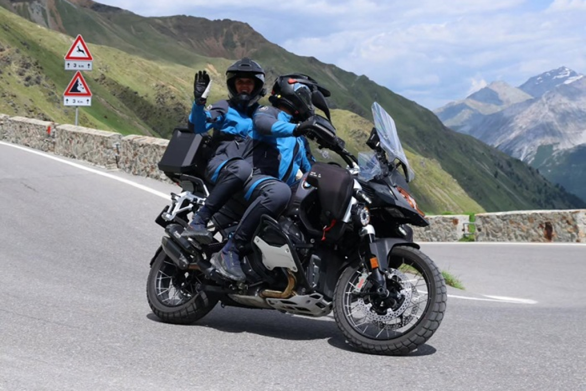 De pe terenul de handbal, pe două roți! Aventură incredibilă pentru Dragoș Hanțaru: 5.700 km în doar 21 de zile