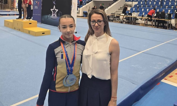 Miriam Giușcă, revelația gimnasticii bârlădene! Trei medalii de argint și aur cu echipa României la Rising Stars 2026