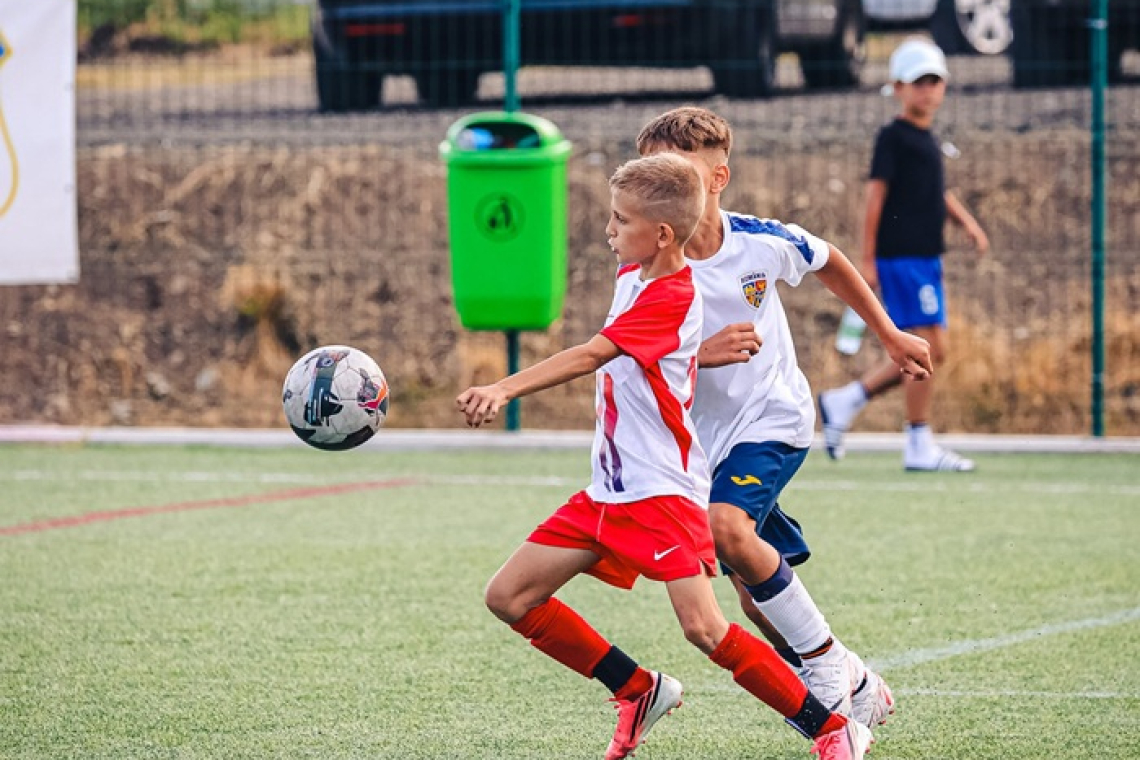 Huși Juniors Cup continuă în forță! Peste 300 de copii intră în competiție în cel de-al treilea weekend