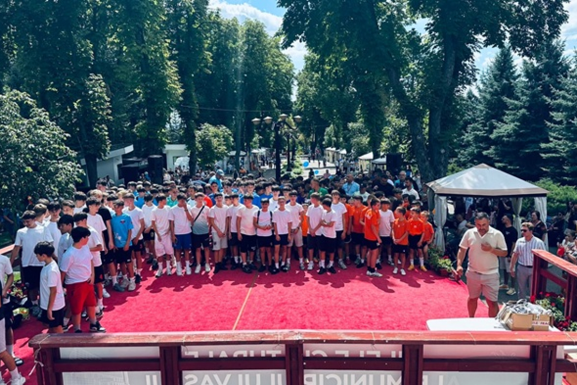 Viitorul fotbalului vasluian, premiat în Parcul Copou. Juniorii care au strălucit în sezonul 2025-2026, recompensați