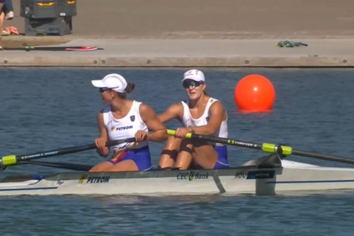 Adriana Adam, fata de aur a Văleniului! A cucerit al treilea titlu mondial la canotaj