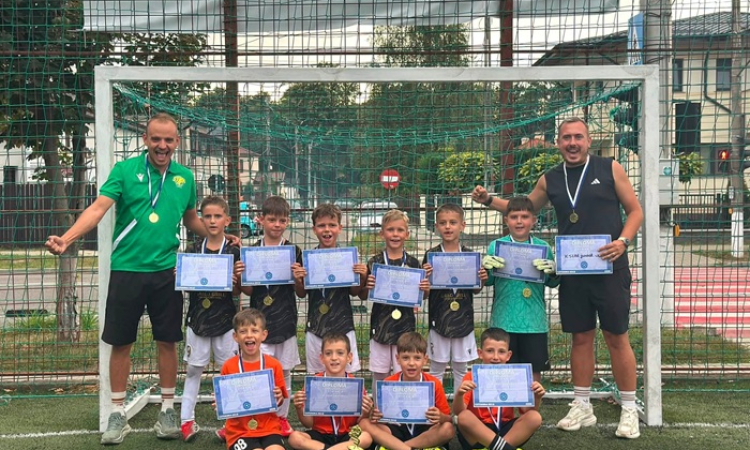 Weekend cu două podiumuri pentru FC Star Junior Vaslui! Grupa 2019, vicecampioană la Cupa Juniorului Român