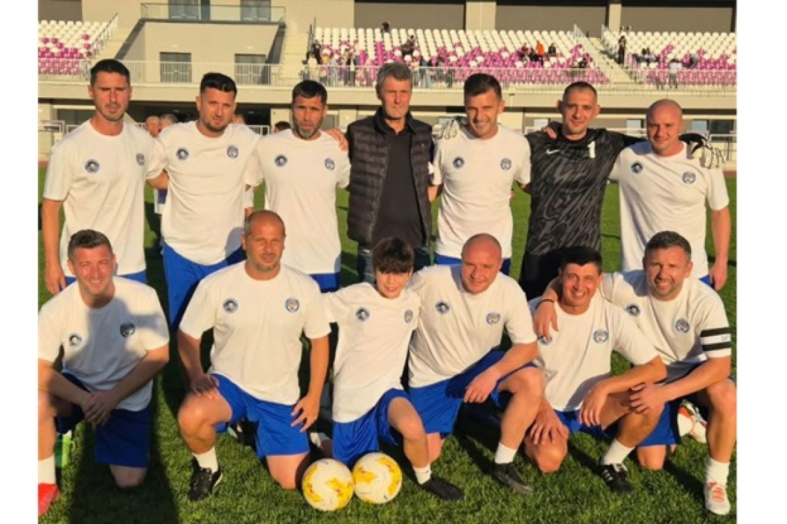 Vasluianul Gabriel Crăciun, din nou pe gazon alături de nume mari ale fotbalului românesc! Răzvan Raț, Panduru și Bilașco, printre foștii fotbaliști prezenți la meciul memorial de la Timișoara