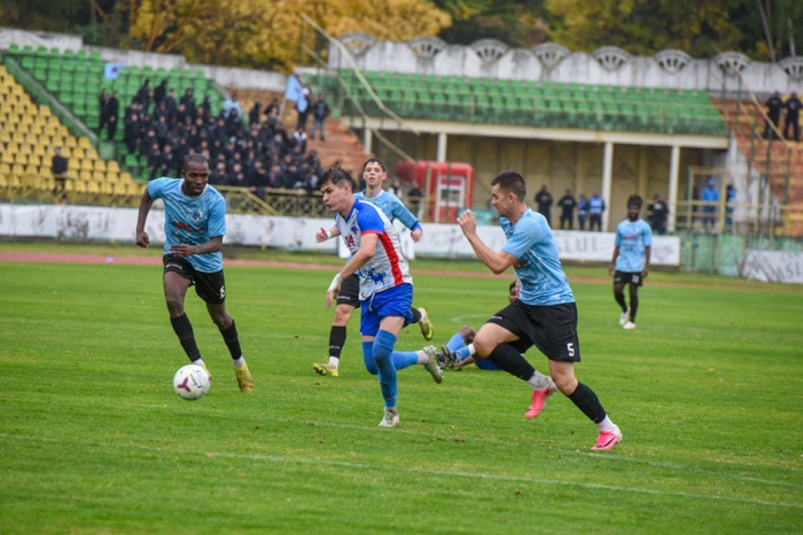 CSM Vaslui defilează în derby! Victorie fără emoții cu Adjud și OPT puncte avans în fruntea clasamentului!